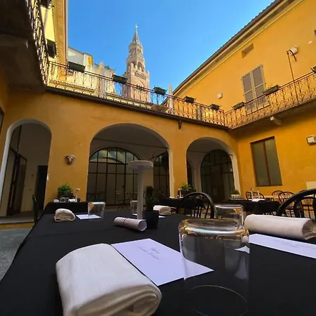 Torriani Aparthotel Cremona